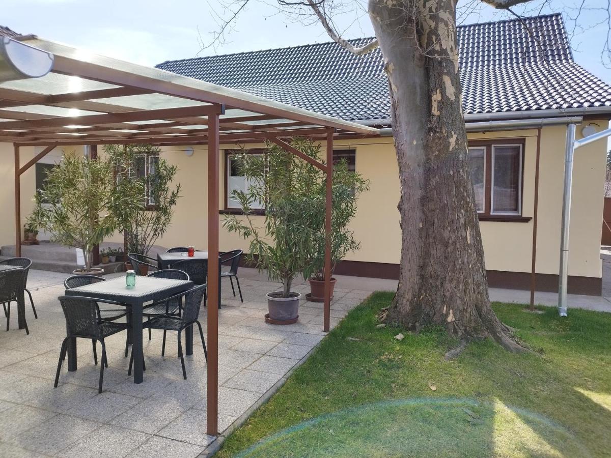 Tartos Szegfu Vendeghaz, Maganszallas Tazlar Ngoại thất bức ảnh